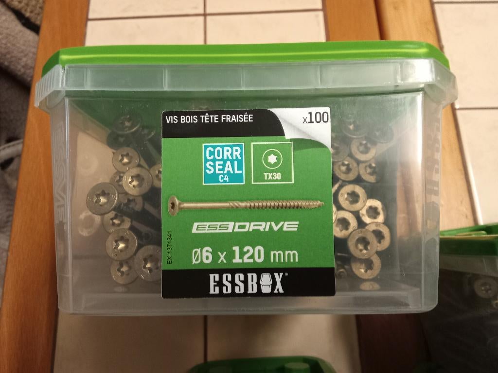 3 boîtes de vis 6x120mm et 6 x100mm, Enlèvement, Vis