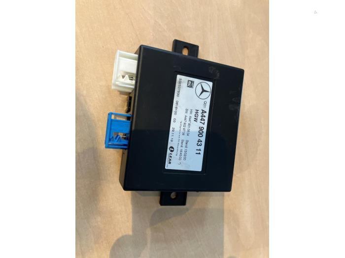 Navigatie Module van een Mercedes V-Klasse, Auto-onderdelen, Elektronica en Kabels, Mercedes-Benz, Gebruikt, 3 maanden garantie