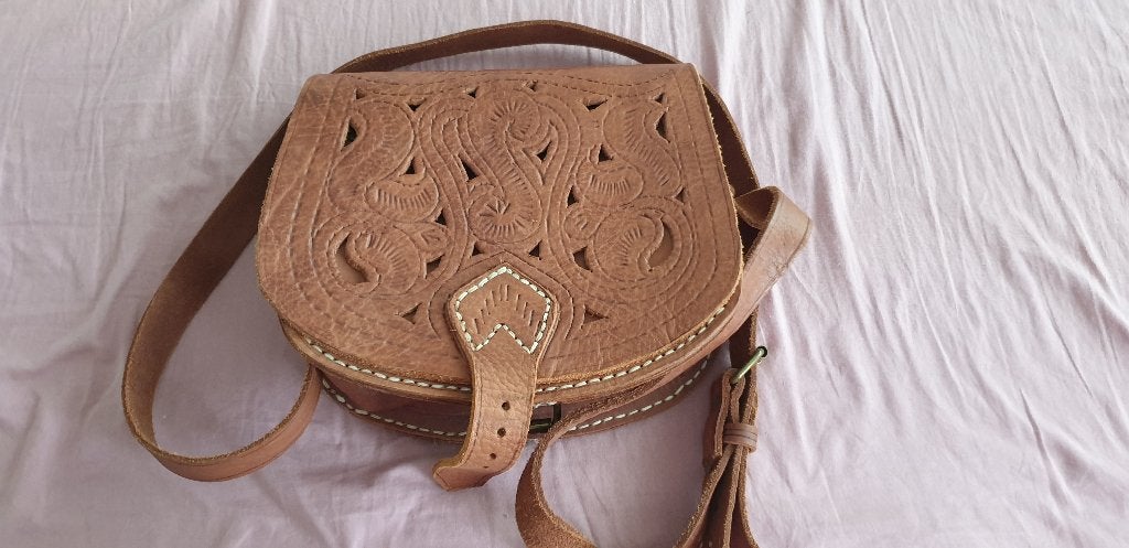 Marokkaanse lederen tas, Handtassen en Accessoires, Overige merken, Bruin, Ophalen of Verzenden, Zo goed als nieuw