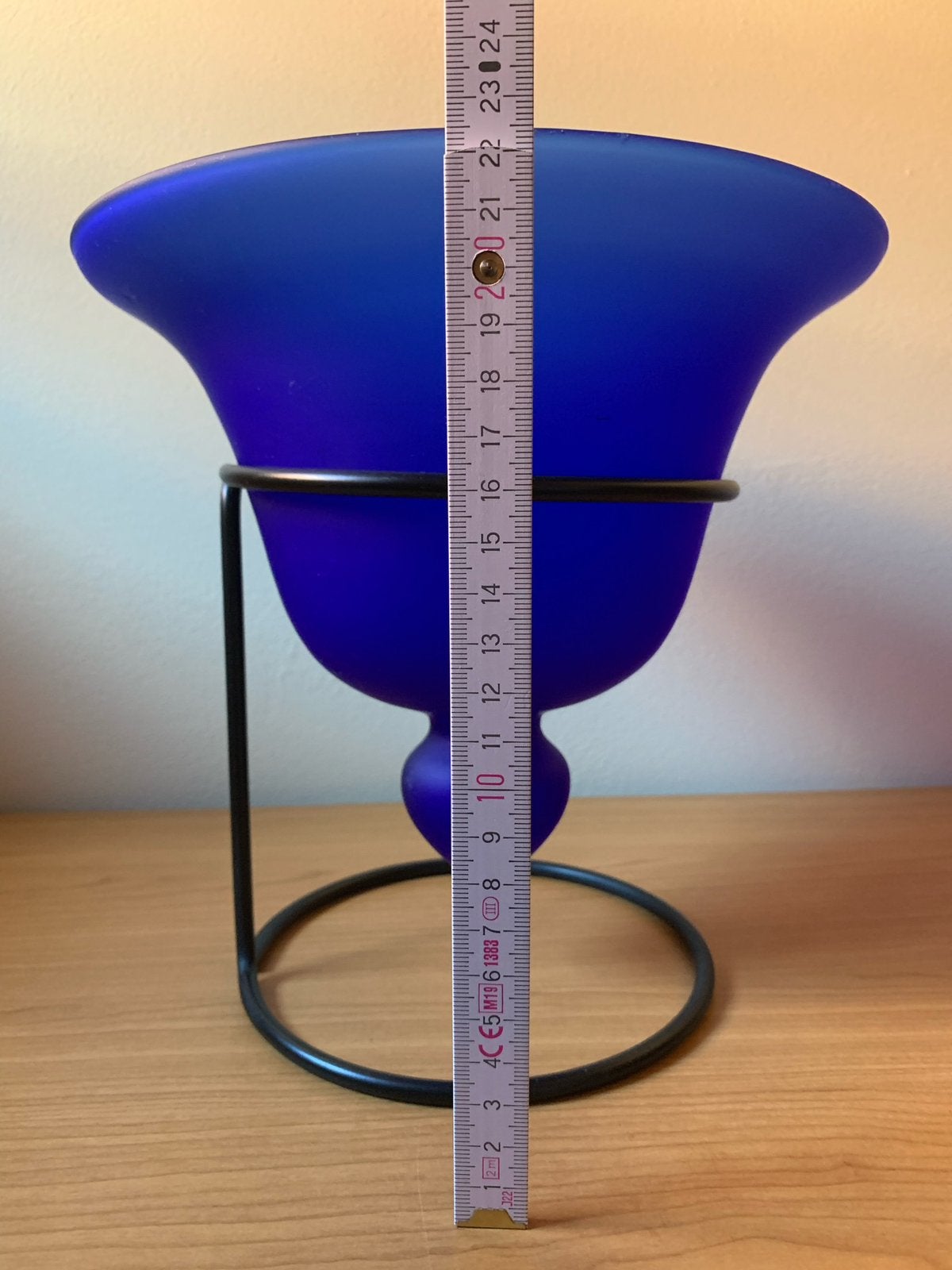 Cloche avec support, Enlèvement