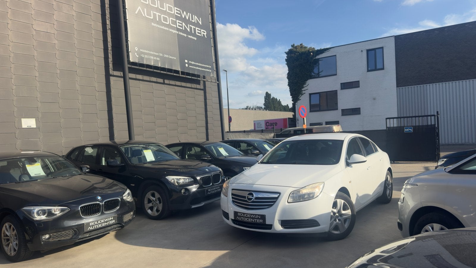 Opel insignia Benzine 2010 138.xxxkm Gekeurd voor verkoop, Auto's, Voorwielaandrijving, Stof, Zwart, Verwarmde buitenspiegels