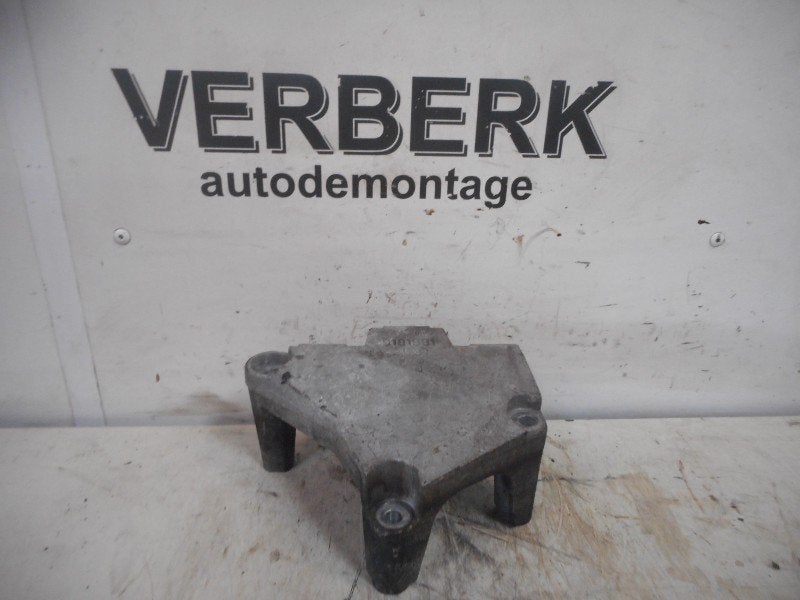 SUPPORT MOTEUR DROIT Opel Corsa C (F08 / 68) (9191991), Utilisé, Opel