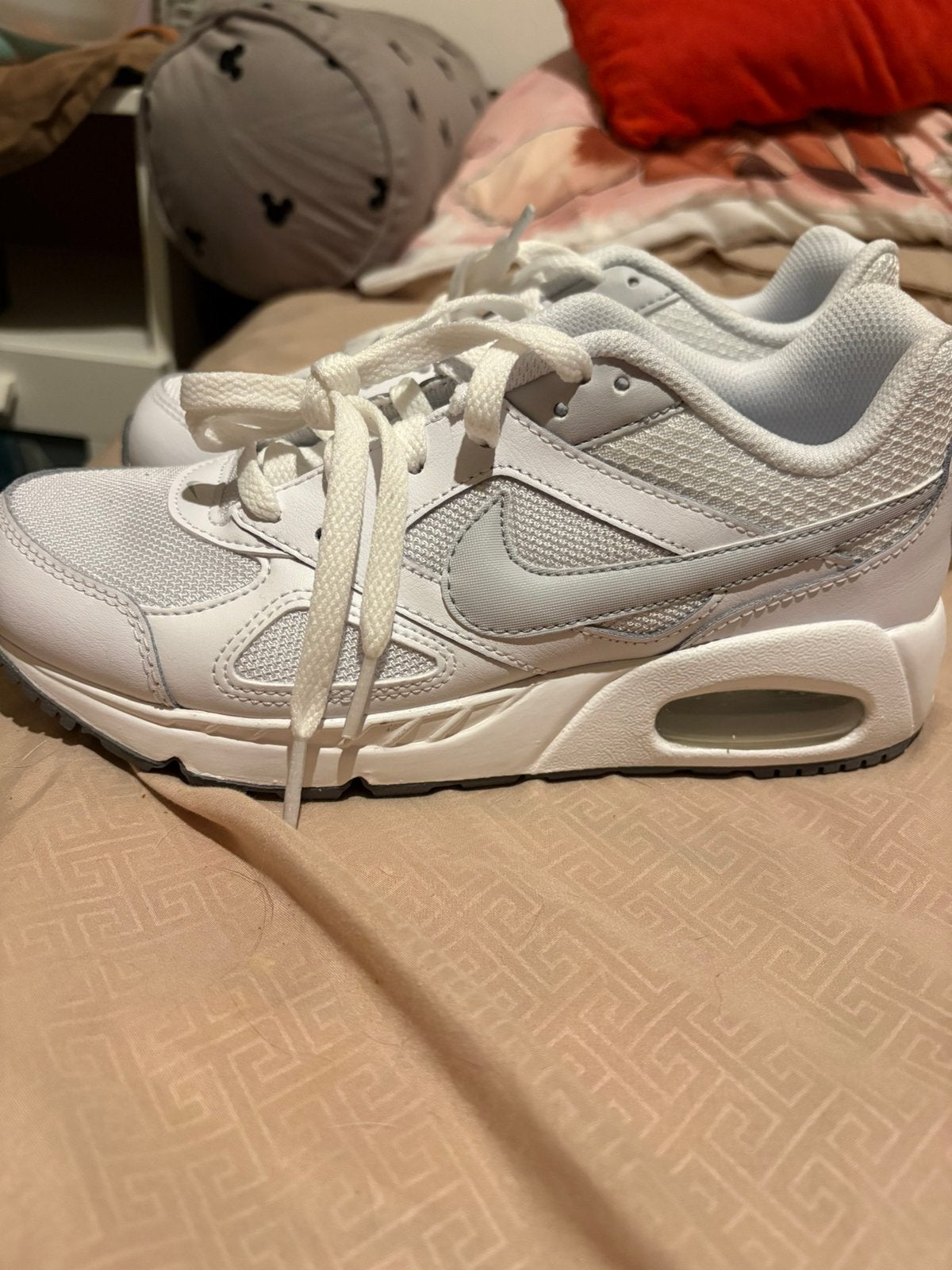 Nike air schoenen te koop, Kleding | Dames, Schoenen, Ophalen, Wit, Nieuw, Sneakers