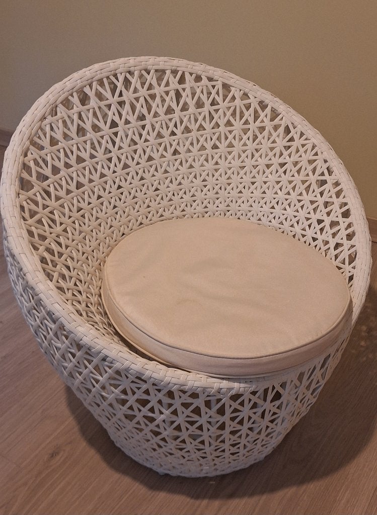 witte zetel/stoel, Ophalen, Gebruikt, Kunststof, 50 tot 75 cm