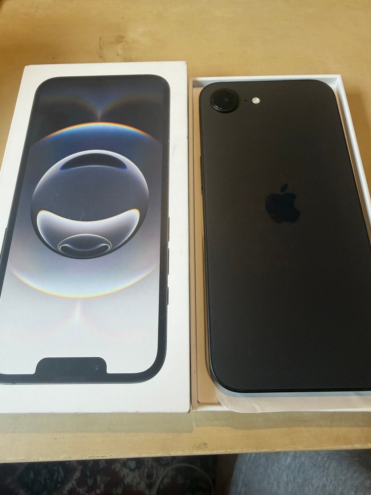Iphone 16e, Enlèvement ou Envoi, Comme neuf, IPhone 16e
