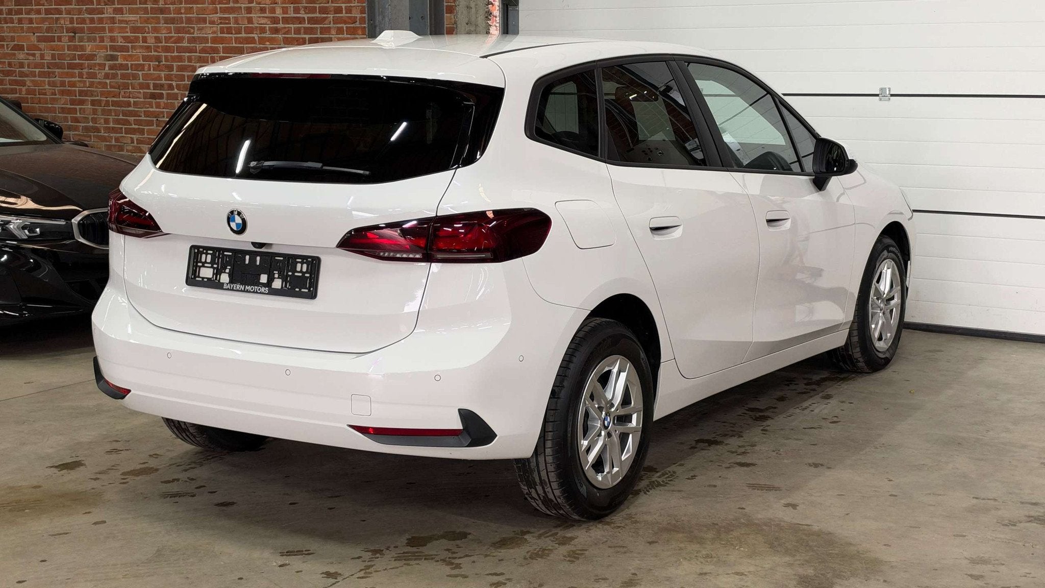 BMW 218 dA | 119.000km | 2023 | Automaat | Garantie | Acti, Autos, Entreprise, Carnet d'entretien, Ordinateur de bord, Noir