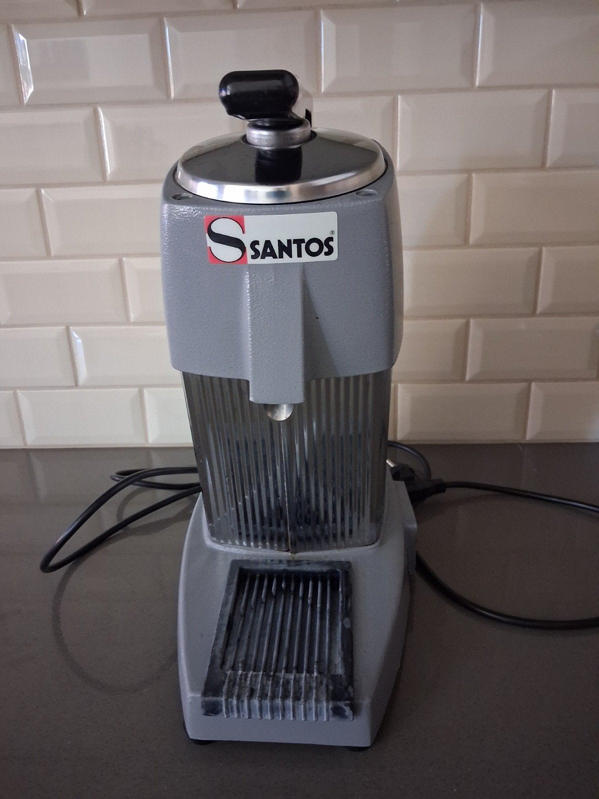 santos fruitpers, Elektronische apparatuur, Juicers, Ophalen, Gebruikt, Elektrisch, Citruspers