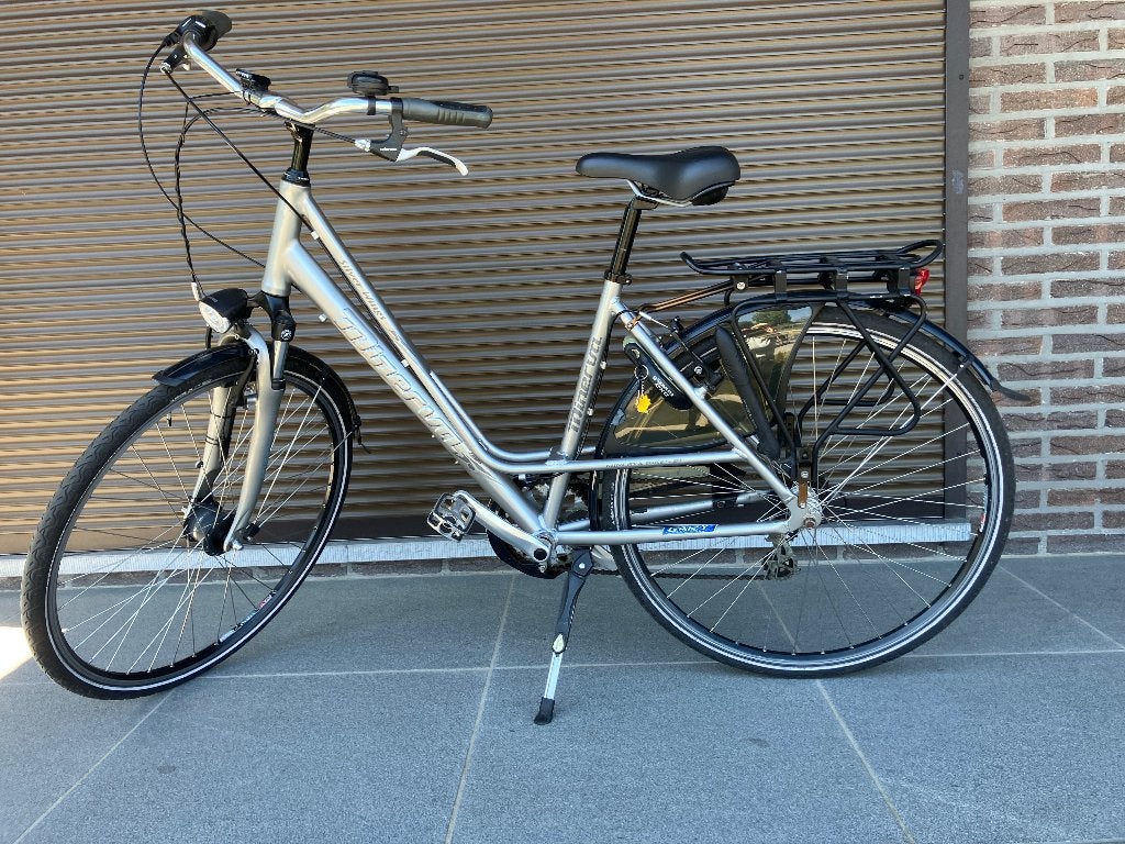 Minerva damesfiets! Is gelijk nieuw. 450€, Velgrem, Versnellingen, Zo goed als nieuw, Ophalen