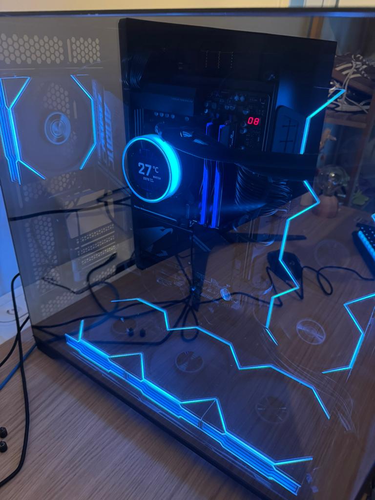 Ryzen 7 9800X3D + Lian Li full RGB build. Sans GPU!, Enlèvement, Comme neuf, 32 GB
