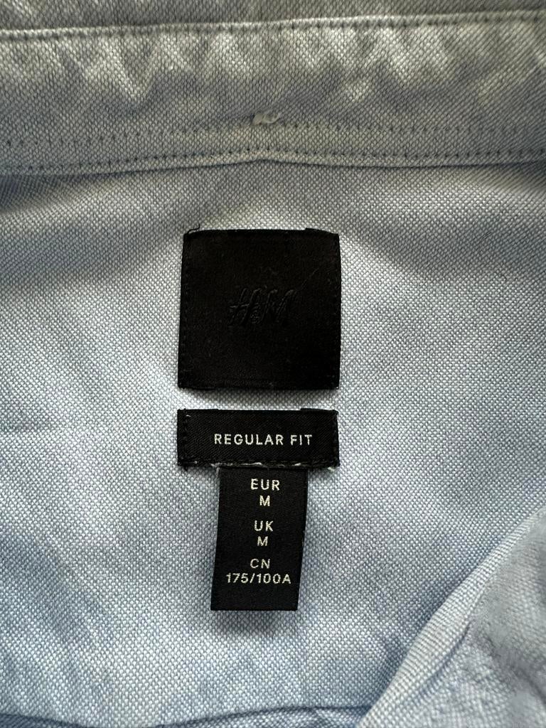 Chemise de costume H&M en parfait état, Enlèvement ou Envoi, Neuf, Bleu, Tour de cou 41/42 (L)
