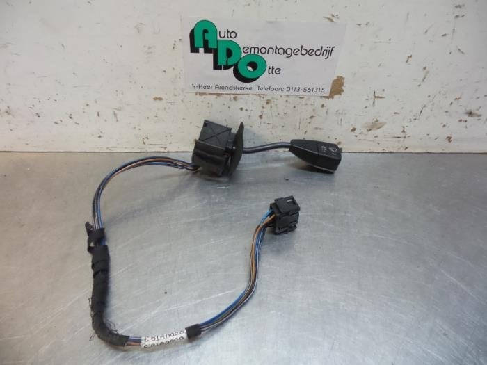 Commutateur essuie-glace d'un BMW 3-Serie (3-Serie 90-), -, 3 mois de garantie, Utilisé, -