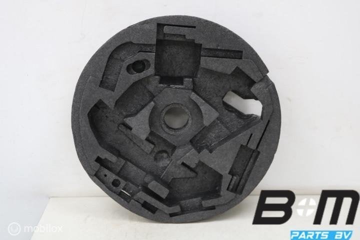 Gereedschaphouder in reservewiel VW Golf 6 8P0012109E, Auto-onderdelen, Klein materiaal, Gebruikt