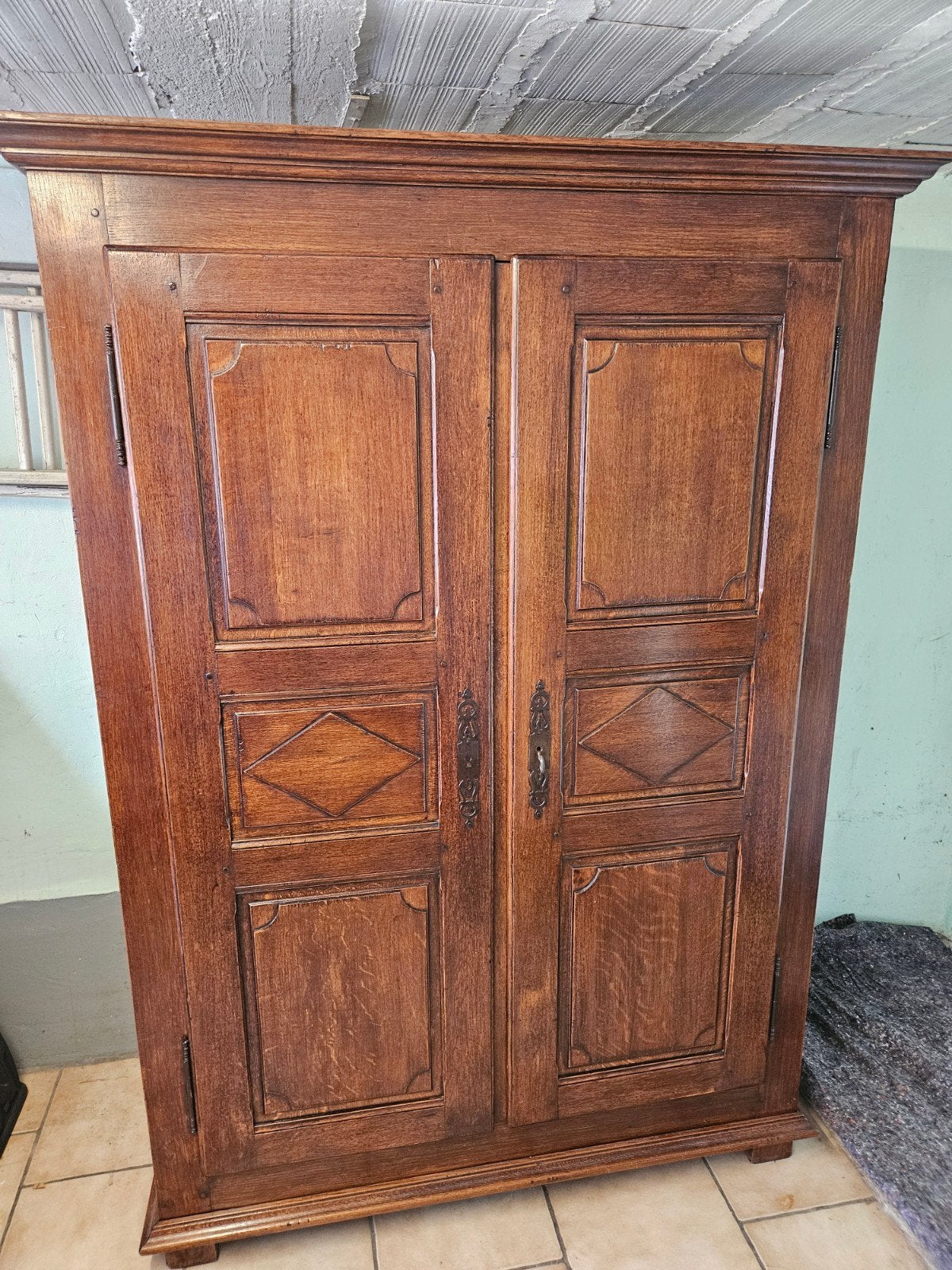 commode en chêne massif de chez Rigaux, Enlèvement