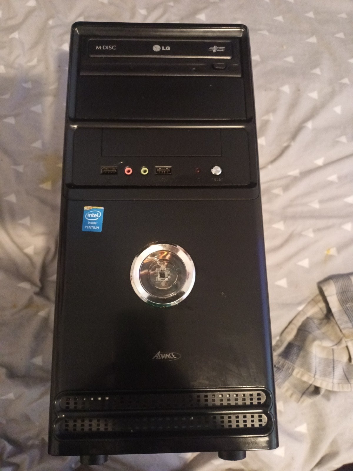 tour pc, Enlèvement ou Envoi, Autres chipsets, VGA, Utilisé