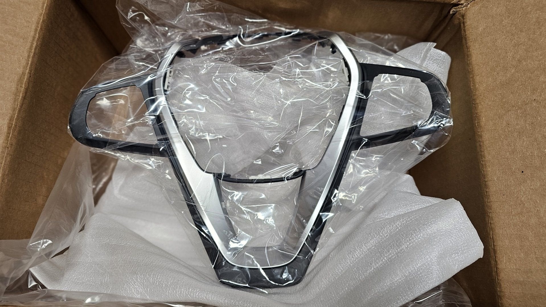 Stuurafdekking Titan multifuctioneel bed. BMW X3 / X4 serie, Autos : Pièces & Accessoires, Commande, BMW, Neuf, Enlèvement ou Envoi