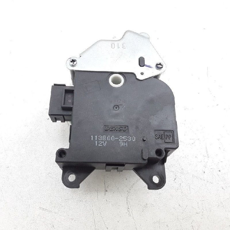 ACTIONNEUR MOTEUR VOLET CHAUFFAGE Suzuki (|1138002530|), Utilisé, Suzuki