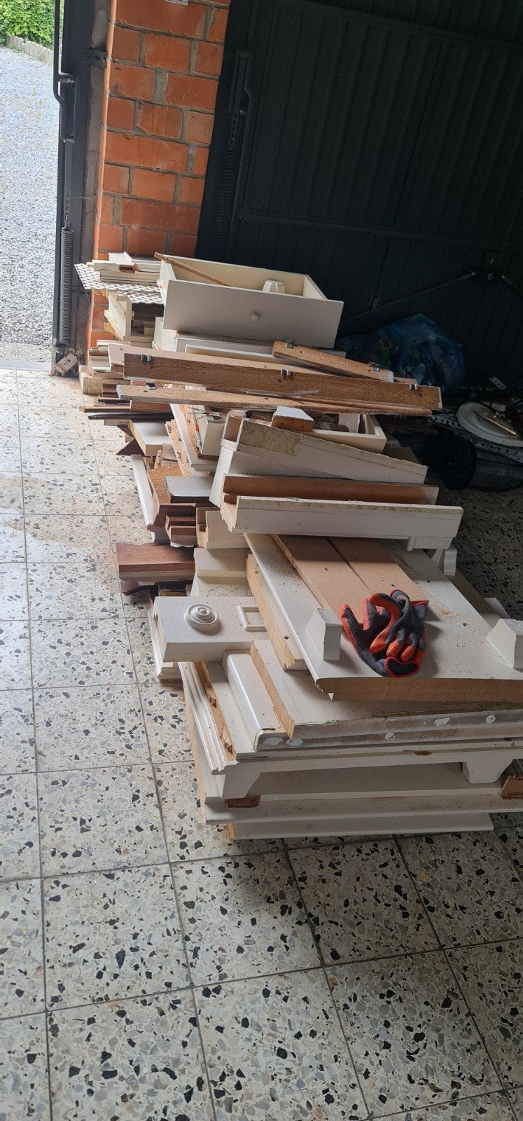 Gratis hout, Enlèvement