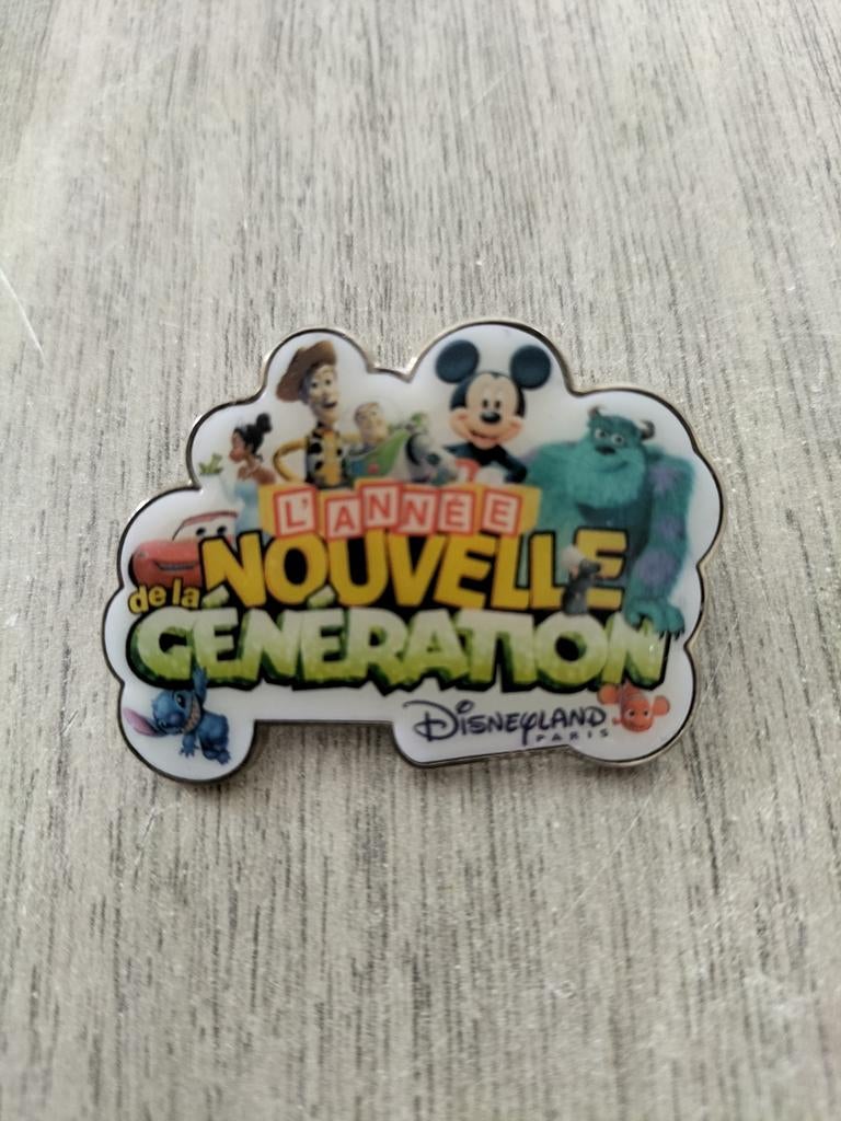 Disneyland Parijs pin - New Generation Festival, Verzamelen, Ophalen of Verzenden