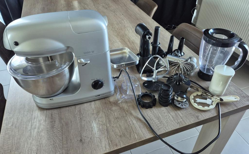 Keuken Robot mixer met alle toebehoren, Elektronische apparatuur, Keukenmixers, Ophalen of Verzenden, Zo goed als nieuw