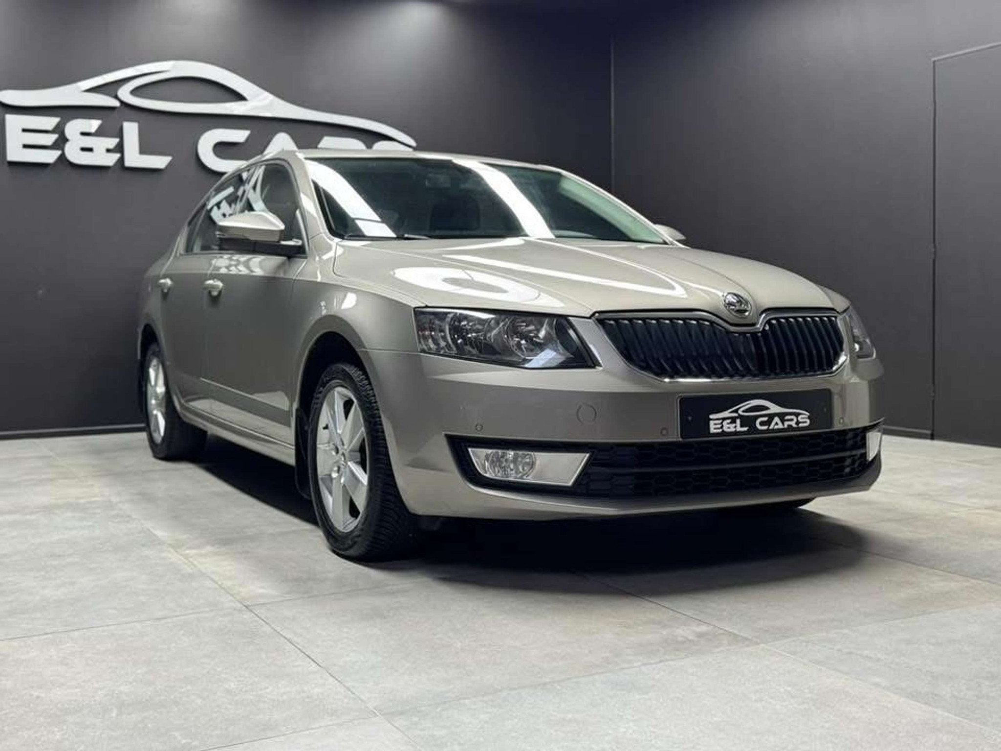 Skoda Octavia Octavia 1.2 TSI *12 mois de garantie*, Autos, 1197 cm³, Achat, Entreprise, Boîte manuelle