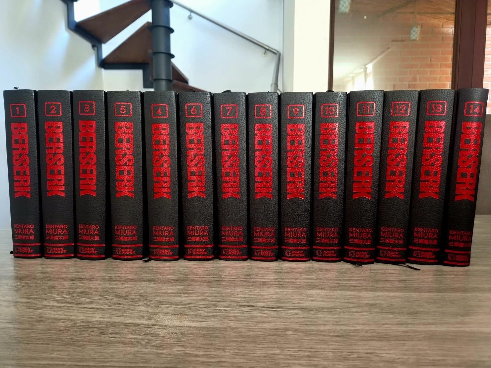 Berserk volledige DELUXE edition 1-14, Boeken, Ophalen, Complete serie of reeks, Zo goed als nieuw, Japan (Manga)