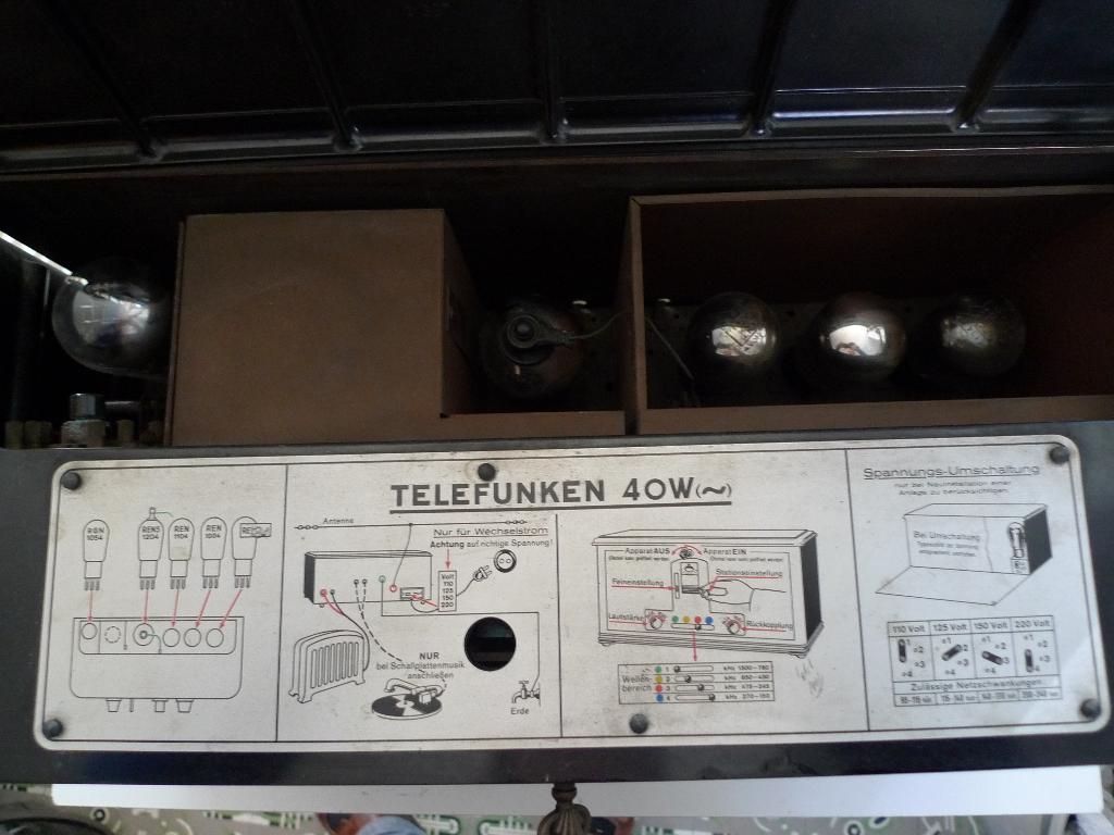 vintage radio Telefunken  40W   jaren 1930, Antiek en Kunst, Antiek | Tv's en Audio, Ophalen of Verzenden
