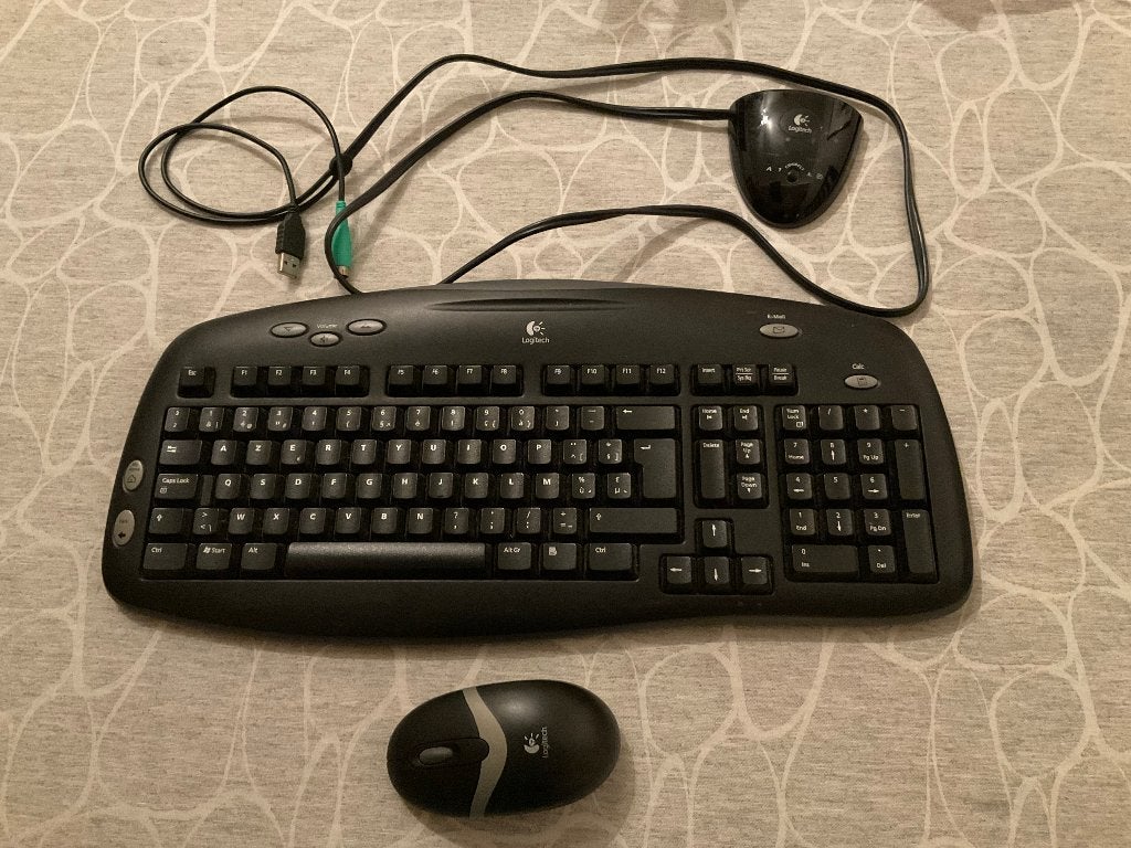 Logitech toetsenbord en computermuis, Computers en Software, Gebruikt, Logitech G, Azerty, Ophalen of Verzenden