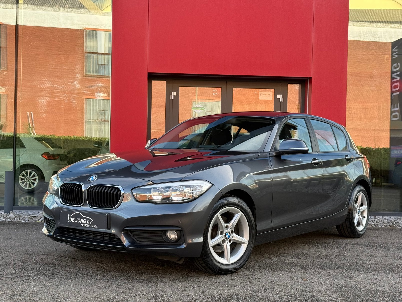 Bmw F20 116i Facelift 2018 1ste eigenaar/Led/Navi/Pdc/Airco, 3 cilinders, Zilver of Grijs, 80 kW, 1499 cc