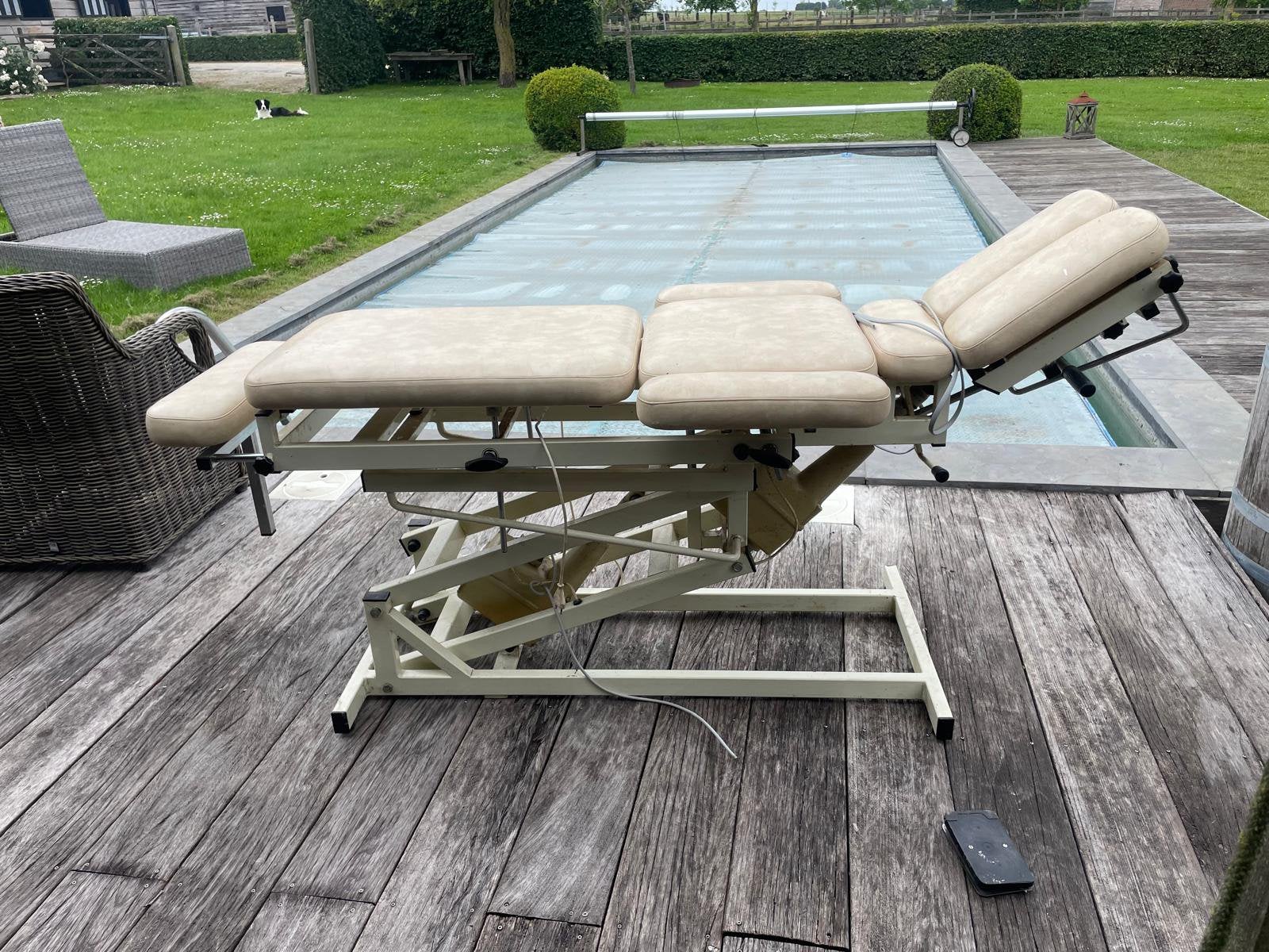 Massage bed, Enlèvement, Comme neuf
