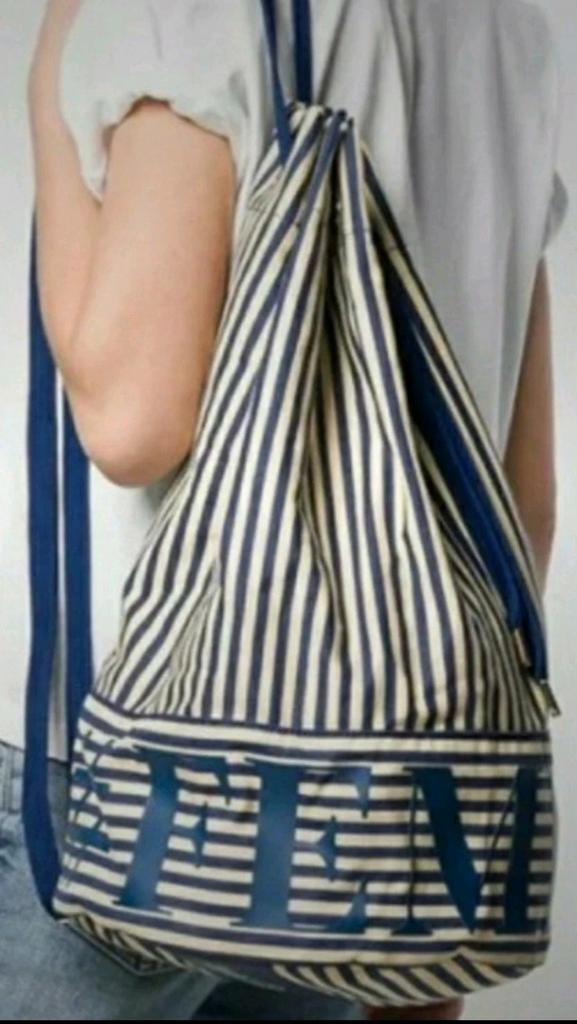 Strandtas rugzak Marlies dekkers, Handtassen en Accessoires, Tassen | Damestassen, Ophalen
