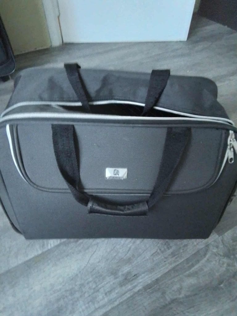 Handbagage nieuw, Handtassen en Accessoires, Koffers, Ophalen, Nieuw, Uitschuifbare handgreep