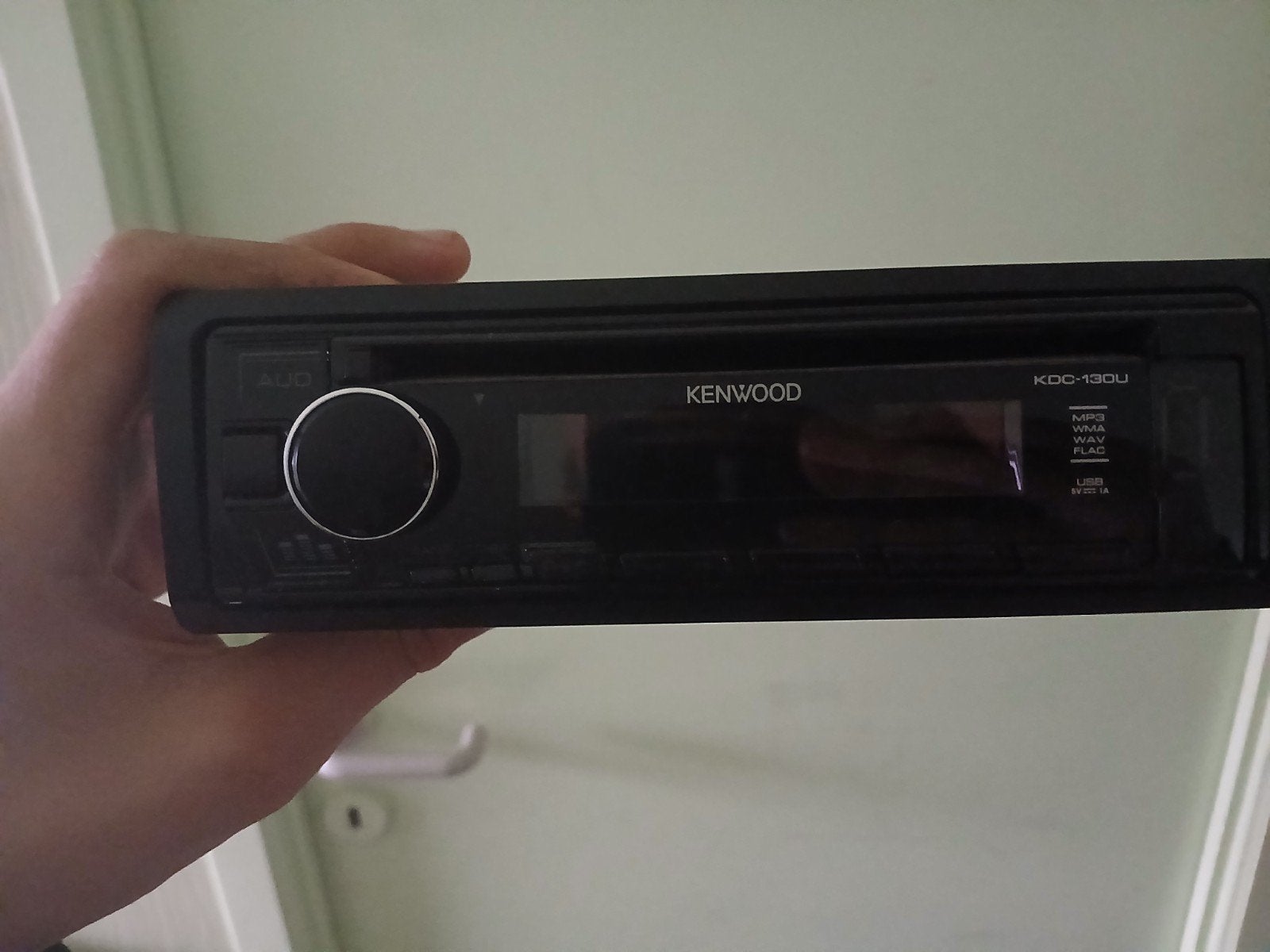 Kenwood radio, Enlèvement, Utilisé