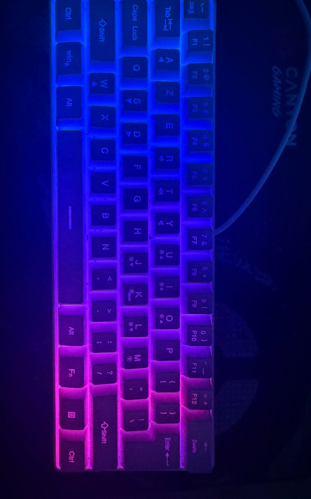 Clavier Azerty pour 100 euros, Enlèvement, Azerty, Comme neuf