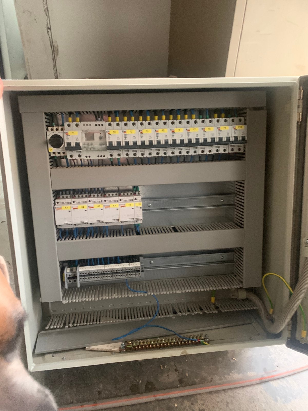 Electriciteitskast, Doe-het-zelf en Bouw, Ophalen, Zo goed als nieuw