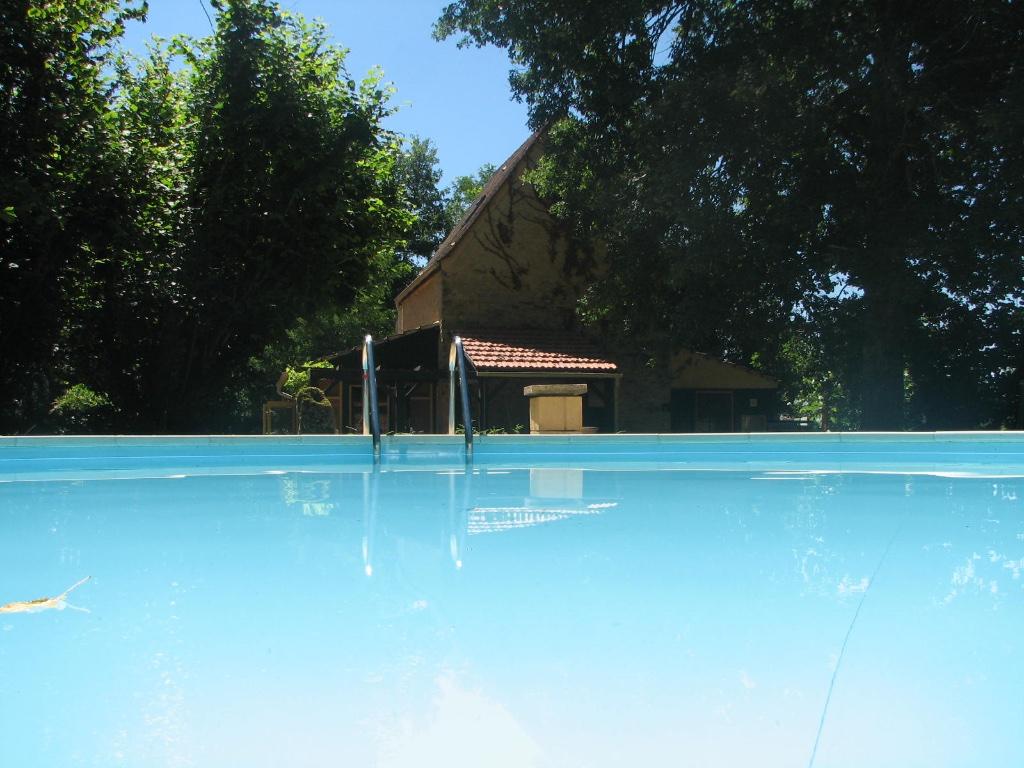Vakantiehuis met zwembad Dordogne/Lot, 5 personen, Wasmachine, 2 slaapkamers, Landelijk