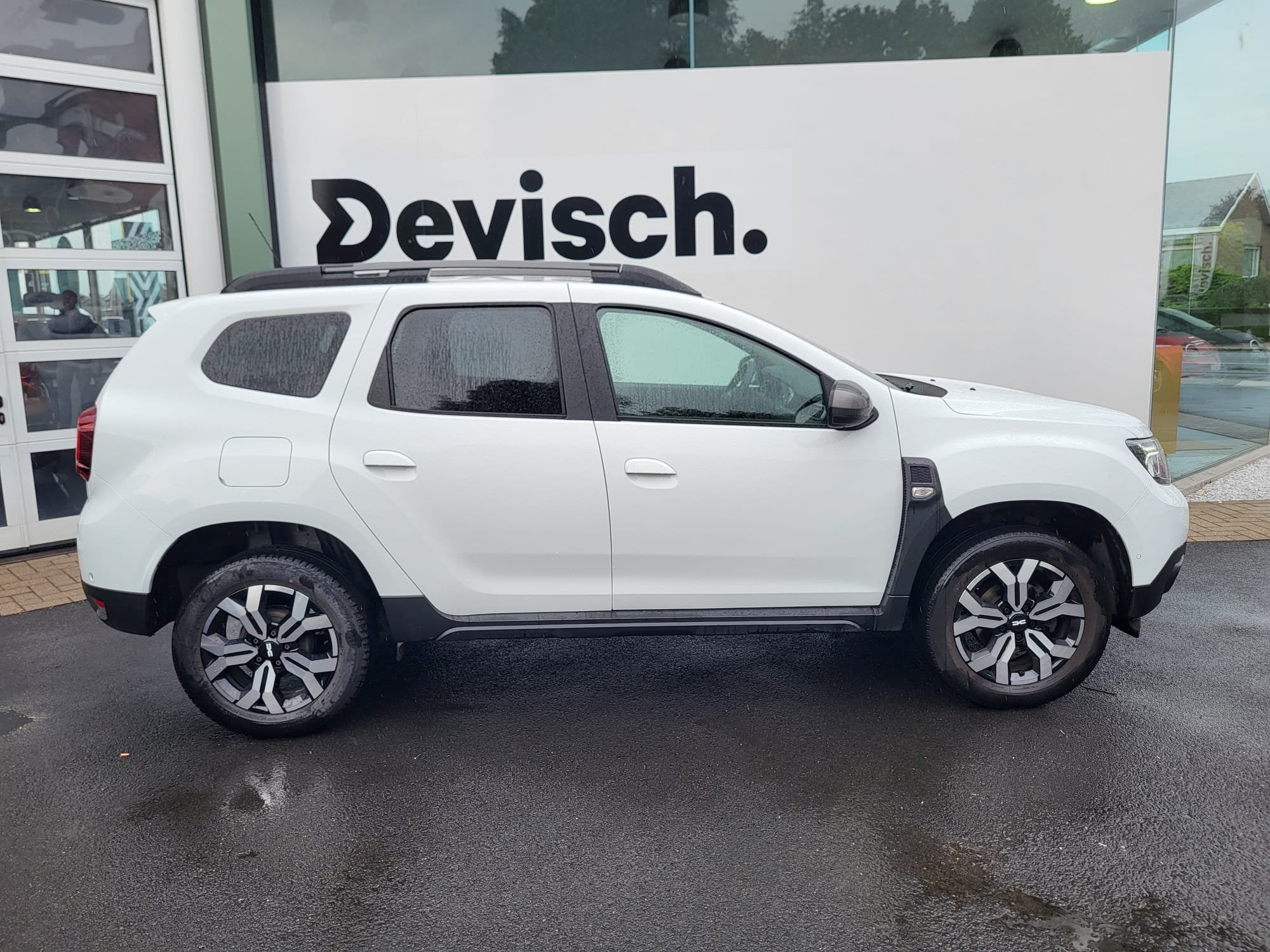 Dacia Duster Journey TCE90 *Camera *Dodehoek ... (bj 2023), Auto's, Voorwielaandrijving, Stof, 91 pk, Duster