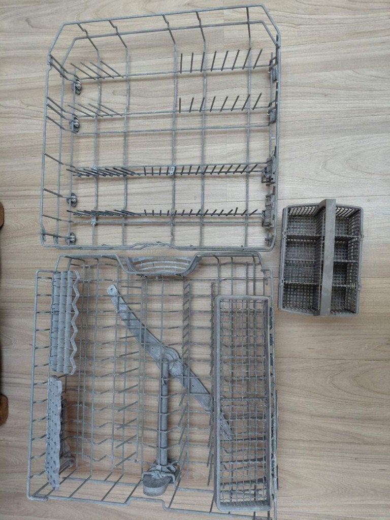 Paniers de lave-vaisselle Bosch + panier à couverts, Electroménager, Enlèvement, Utilisé