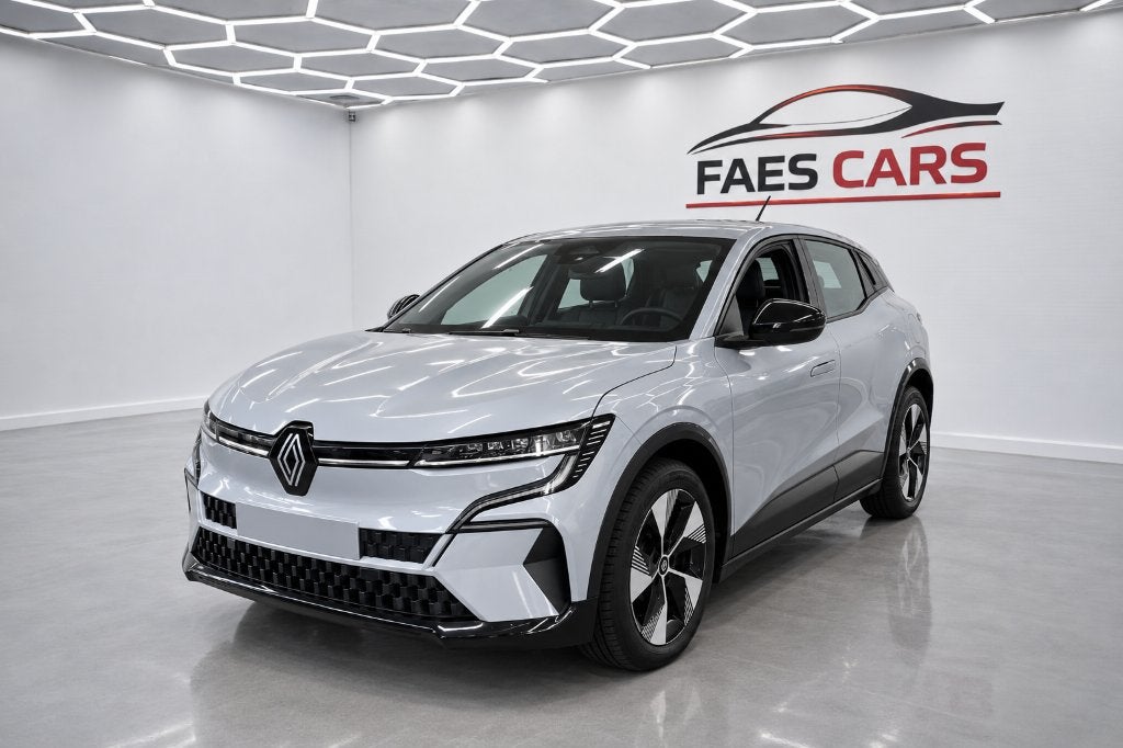 Renault Megane E tech 160 kw versie Equilibre, Autos, https://public.car-pass.be/vhr/566cc261-5358-46dd-b6d9-c231066252f8, Argent ou Gris