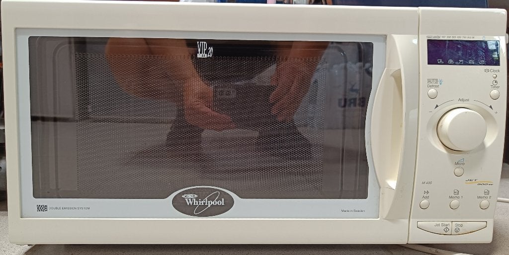 microgolfoven whirlpool AVM435/WP/WH, Elektronische apparatuur, Microgolfovens, Ophalen, Gebruikt, Microgolfoven, Draaiplateau