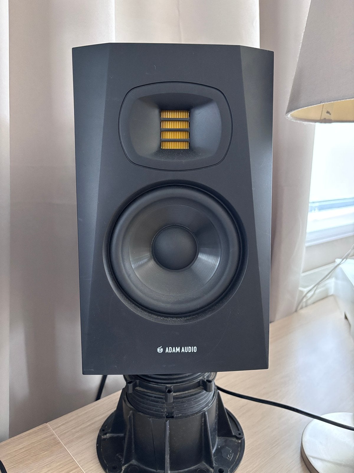 Studio monitor Adam T5V, Audio, Tv en Foto, Ophalen, Zo goed als nieuw