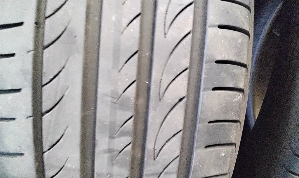 Banden 15,,,goede 16 inch goede 17,,,18 inch moge rap weg, Ophalen, 16 inch, Band(en)