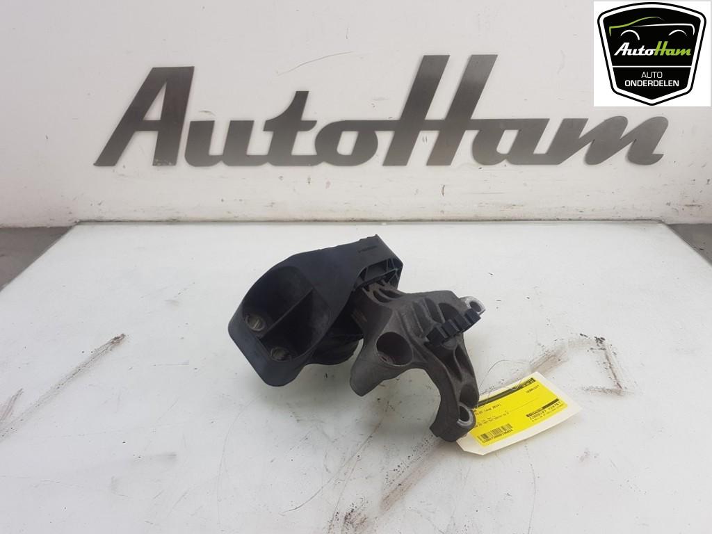 MONTAGE MOTEUR Renault Clio IV (5R) (01-2012/08-2021), Utilisé, Renault