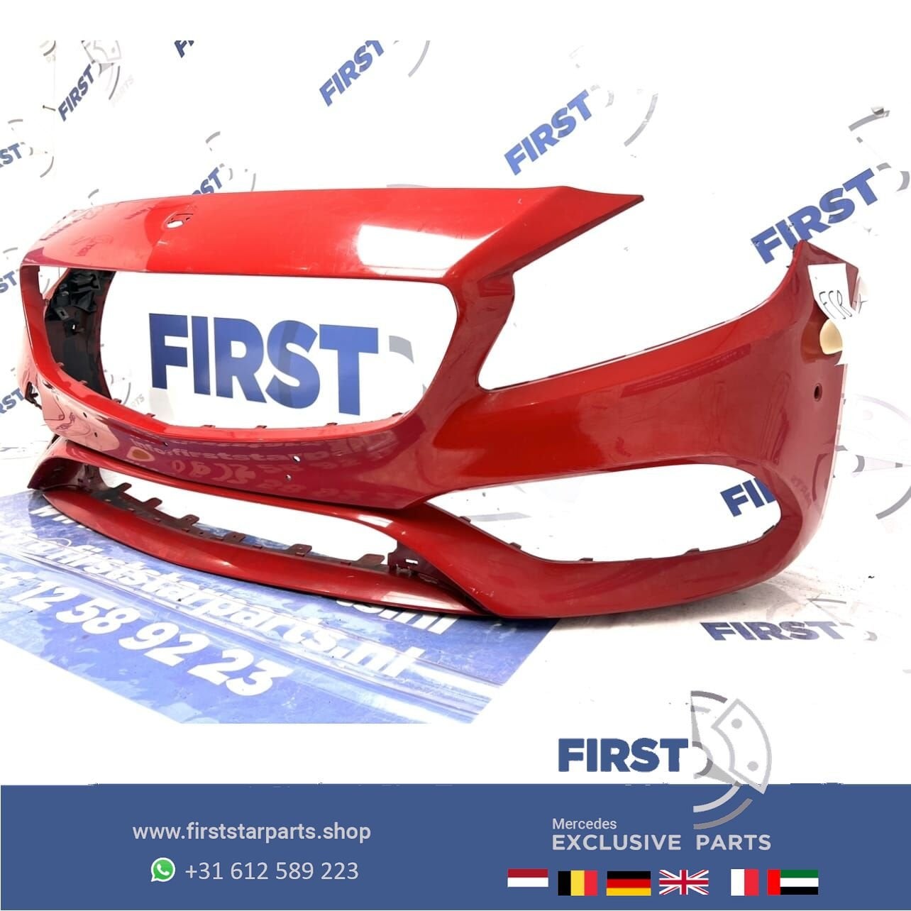 Mercedes A KLASSE BUMPER W176 AMG FACELIFT VOORBUMPER ROOD M, Gebruikt, -, Voor, Ophalen of Verzenden