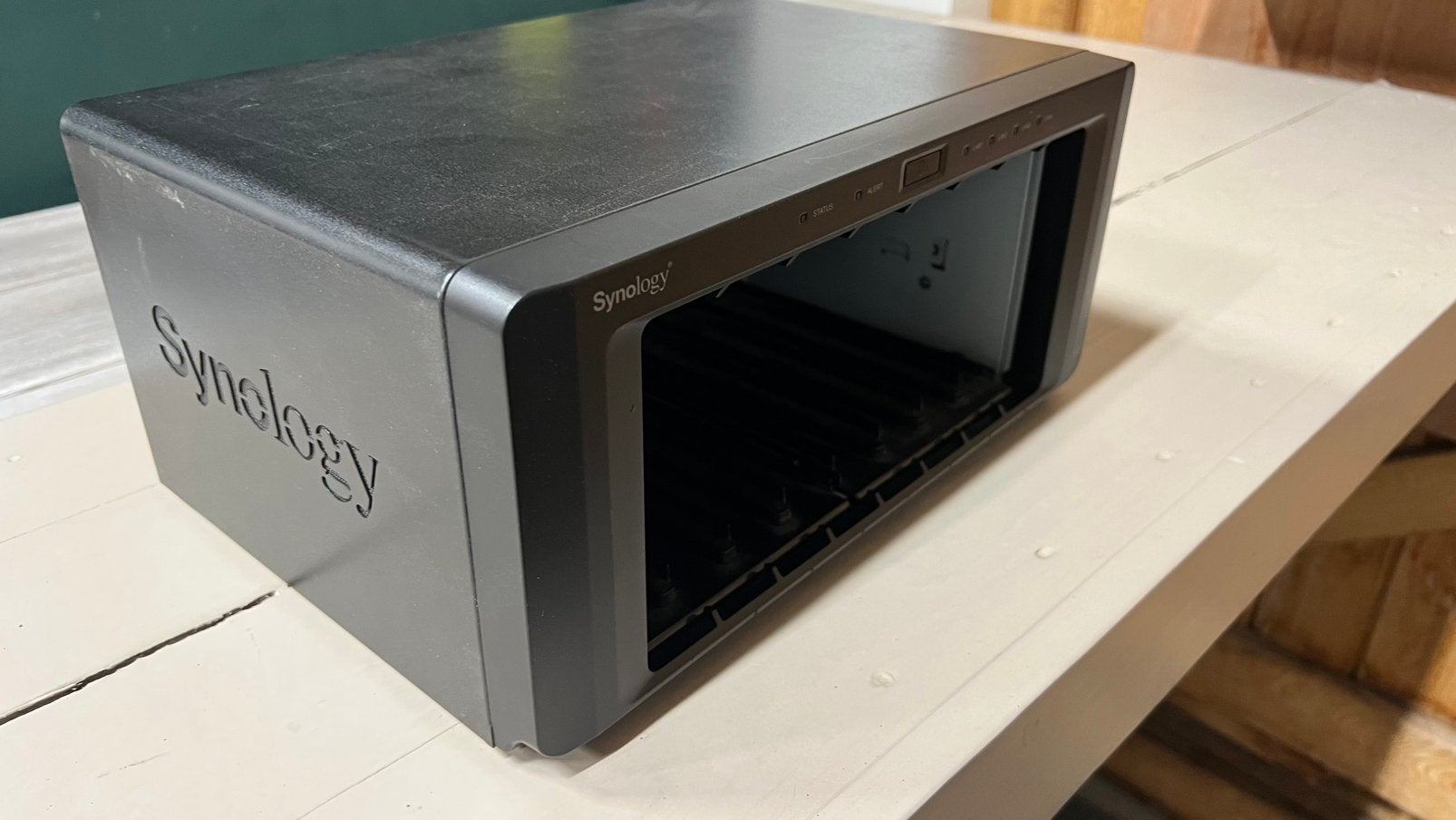 Synology DiskStation DS1815+, Ophalen, Zo goed als nieuw