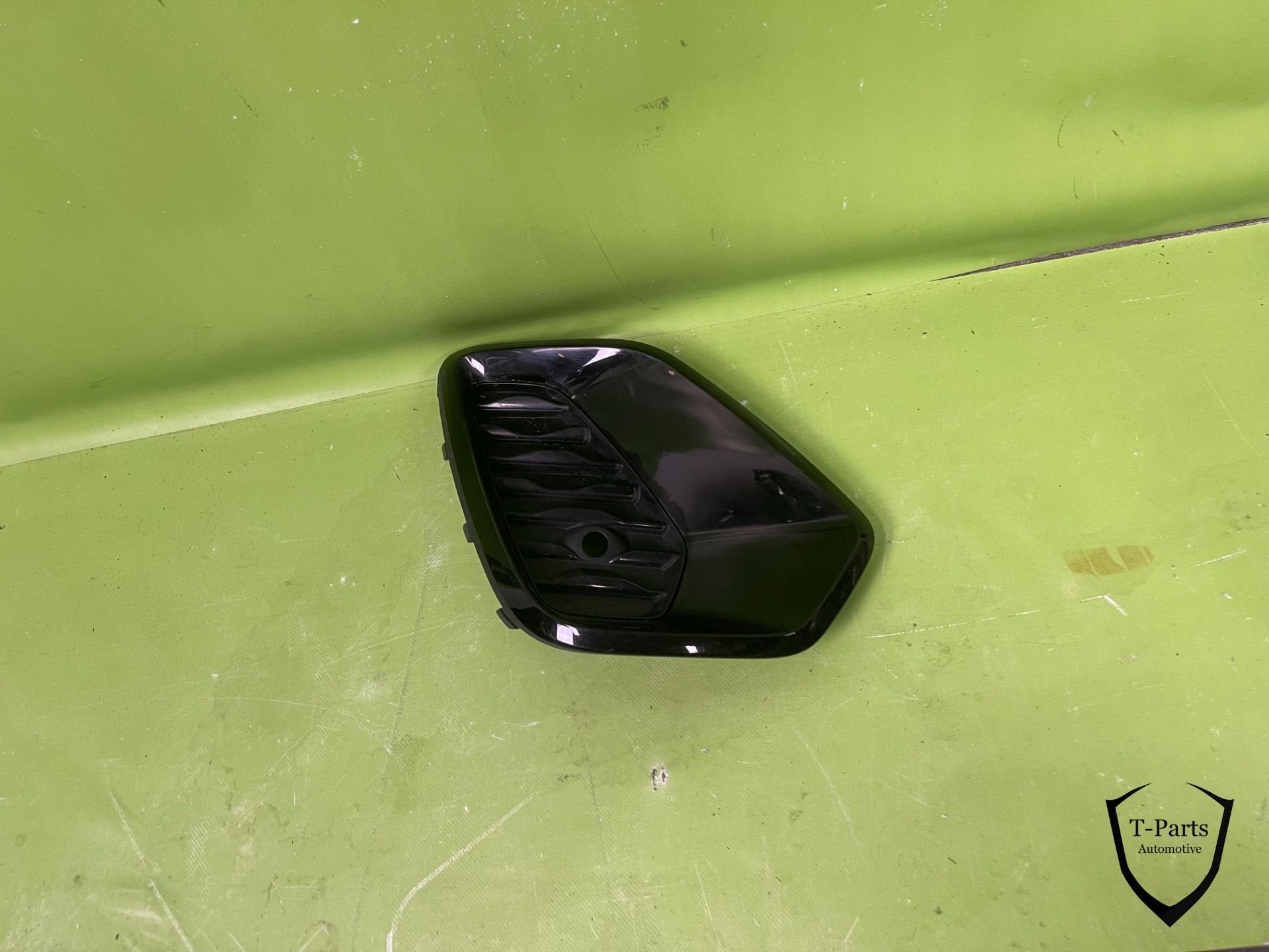 opel insignia voorbumper mistlamp kap 13491164, Auto-onderdelen, Carrosserie, Info@fabrikant.eu, Opel, Bumper, Fabrikantstraat 1
1000 AA  Amsterdam