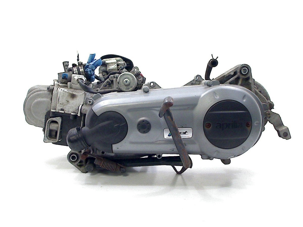 BLOC MOTEUR Aprilia SXR 4T 3V E5 2021- (01-2021/-) (CD32M), Aprilia, Piaggio & C. SpA, Viale Rinaldo Piaggio, 25
56025  Pontedera, PI, IT