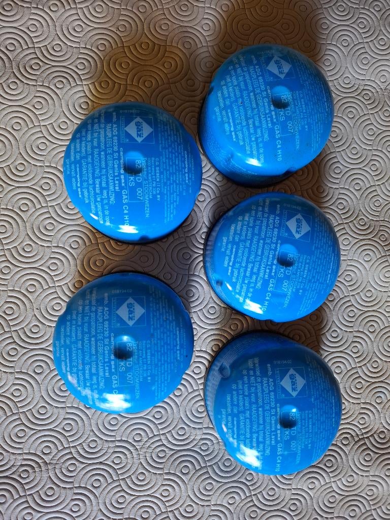 5 "KLEIN" Camping-gaspatronen GT 106 - 90 gr. (uit inboedel), Caravans en Kamperen, Ophalen
