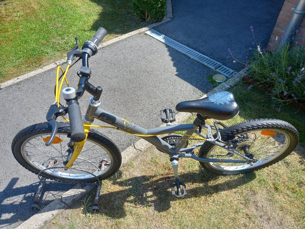 Très beau vélo 20pouces de marque Decathlon pour Garçon., Enlèvement, Comme neuf, 20 pouces, Vitesses