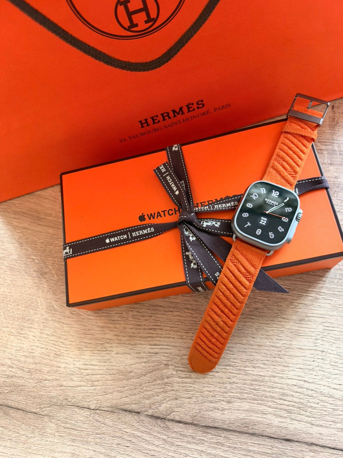 Apple Watch Ultra 3 Hermès – Titane – Boîte d’origine, Enlèvement ou Envoi