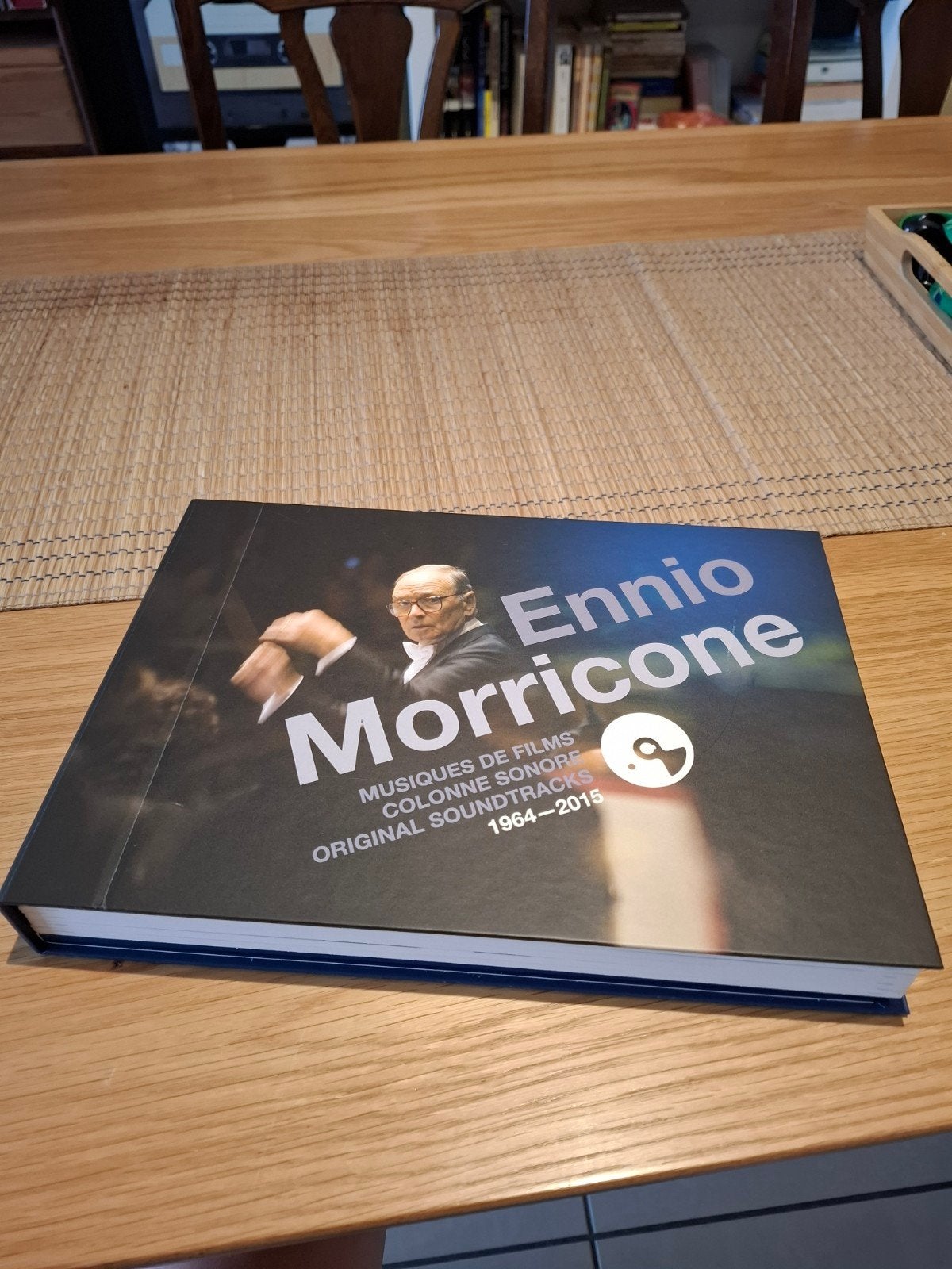 Ennio Morricone . Coffret 18 cd ., CD & DVD, CD | Musiques de film & Bandes son, Coffret, Enlèvement ou Envoi, Coffret, Comprend un livret